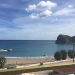 Aparthotel Anastasia Sea View 3*