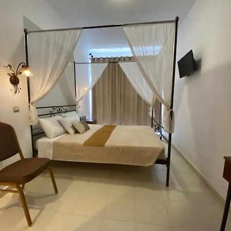 Anastasia Studios, & 3*