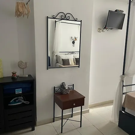 Aparthotel Anastasia Studios, &