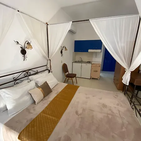 Anastasia Studios, & Ξενοδοχείο με διαμερίσματα Αρχάγγελος