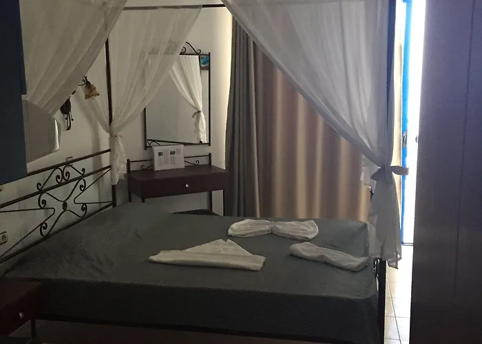 Anastasia Studios, & Aparthotel Archangelos (Rhodes)