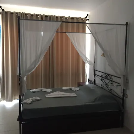 Lejlighedshotel Anastasia Sea View 3*