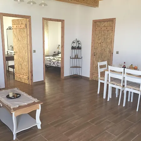 Anastasia Studios, & Aparthotel 3*