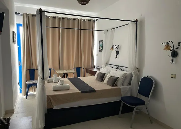 Aparthotel Anastasia Sea View 3*